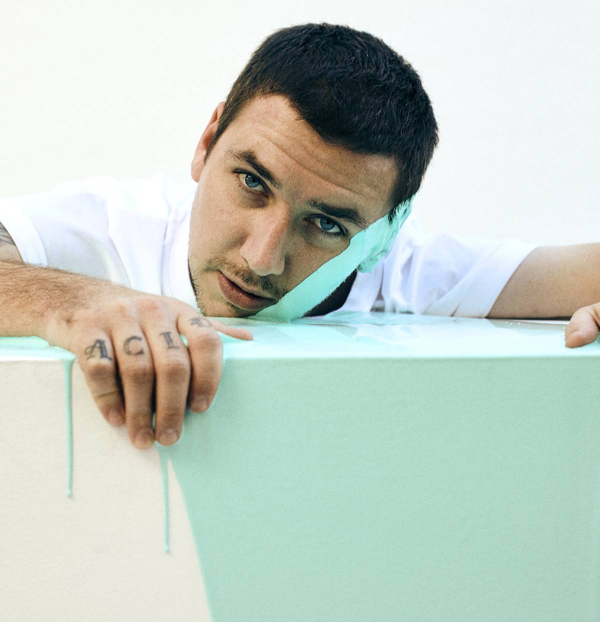 SUSTO embarks on Europe/UK tour in support of "Ever Since I Lost My Mind"